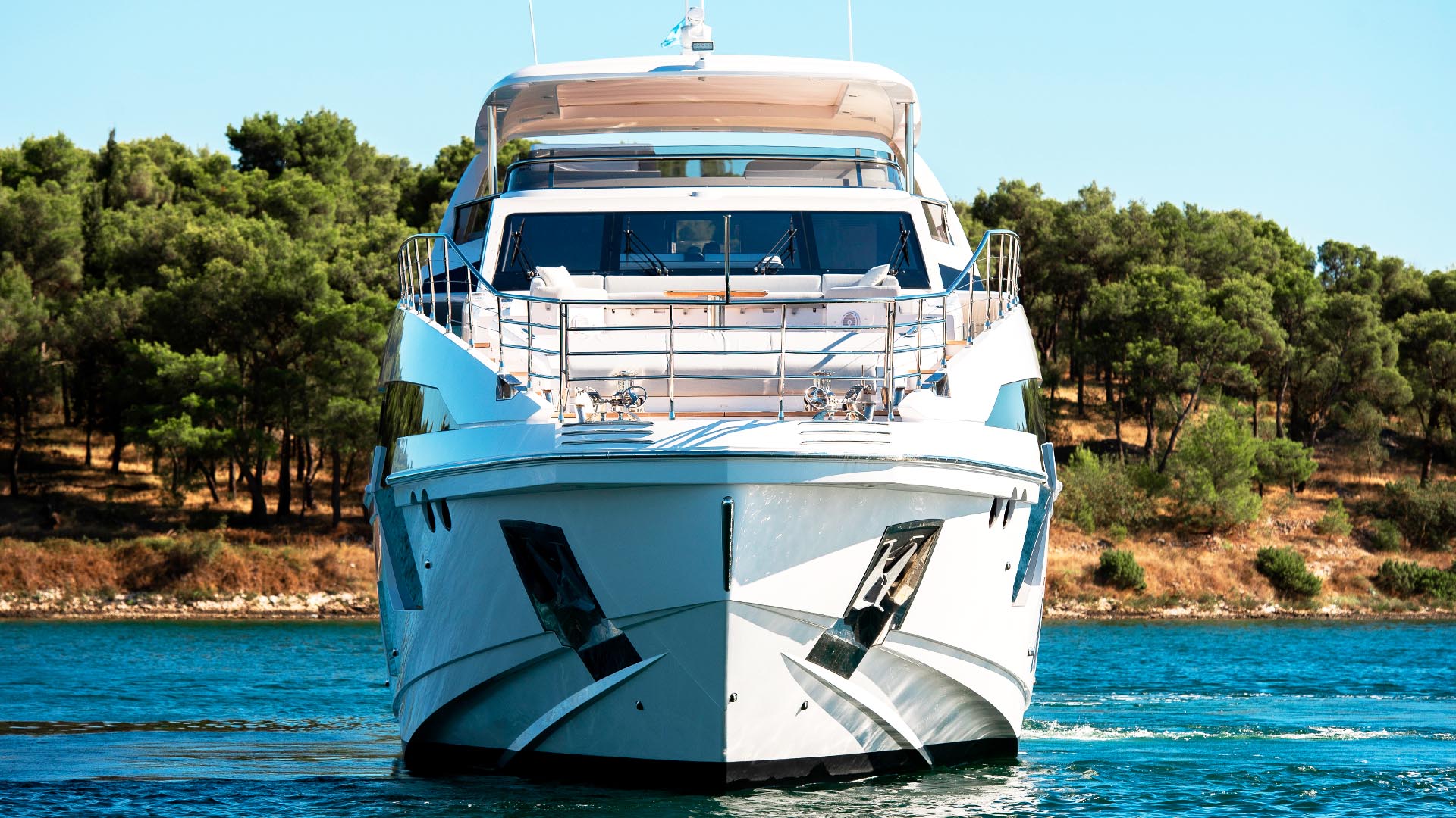 Buy or Sell a Yacht